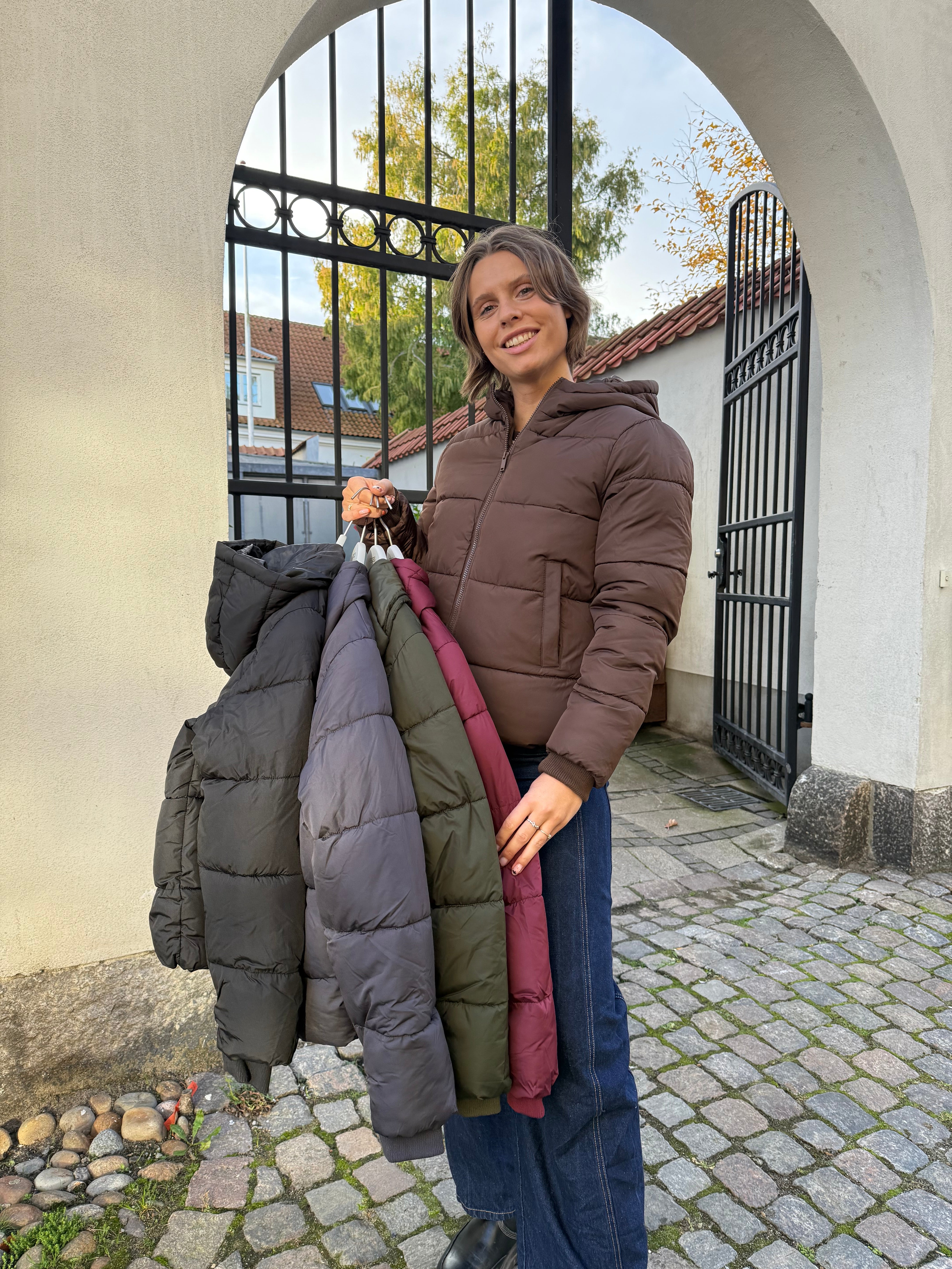 PCBEE Puffer - Hot Fudge